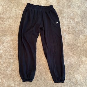 Nike Sweatpants